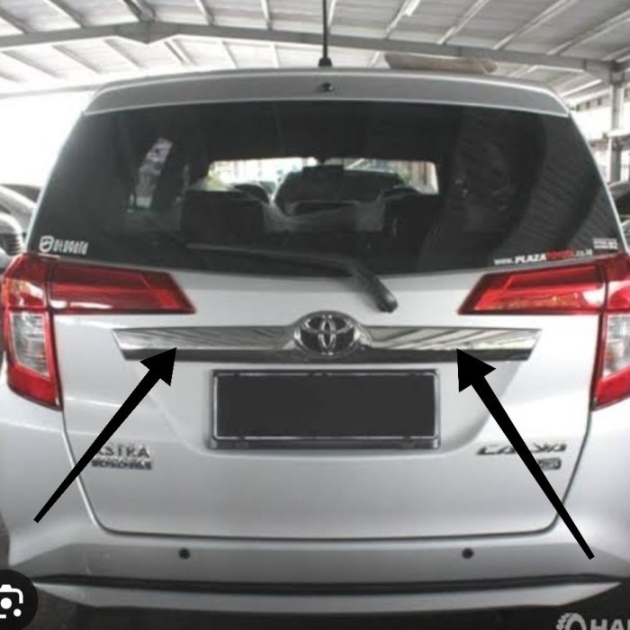 List Trunklid List Pintu Bagasi Chrome Calya Original