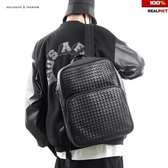 Macbook Pro 2018 Touch Bar Tas Ransel Import Leather Anyaman Black