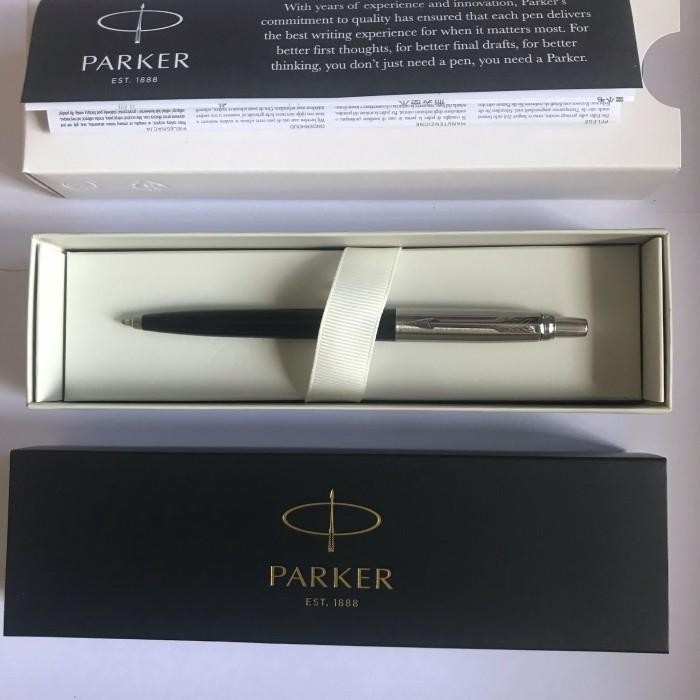 

Pulpen Parker Jotter Spc Ballpoint Black Crome Trim