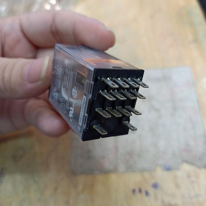 Promo Schneider relay RXM4AB2BD 24VDC/relay 14pin 24vdc Schneider COD