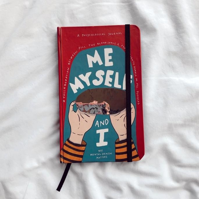 A Psychology Journal - Me, Myself & I Premium Produk