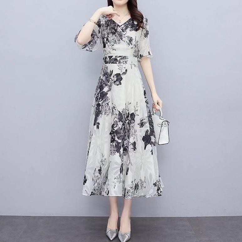 CR - FAN 2024 Gaun Panjang Bunga Leher V-Sifon Sifon Korea Baru/long dress korea TERLARIS