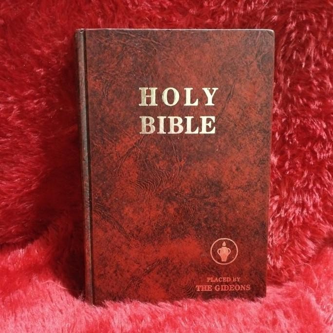 Buku Holy Bible Placed By The Gideons