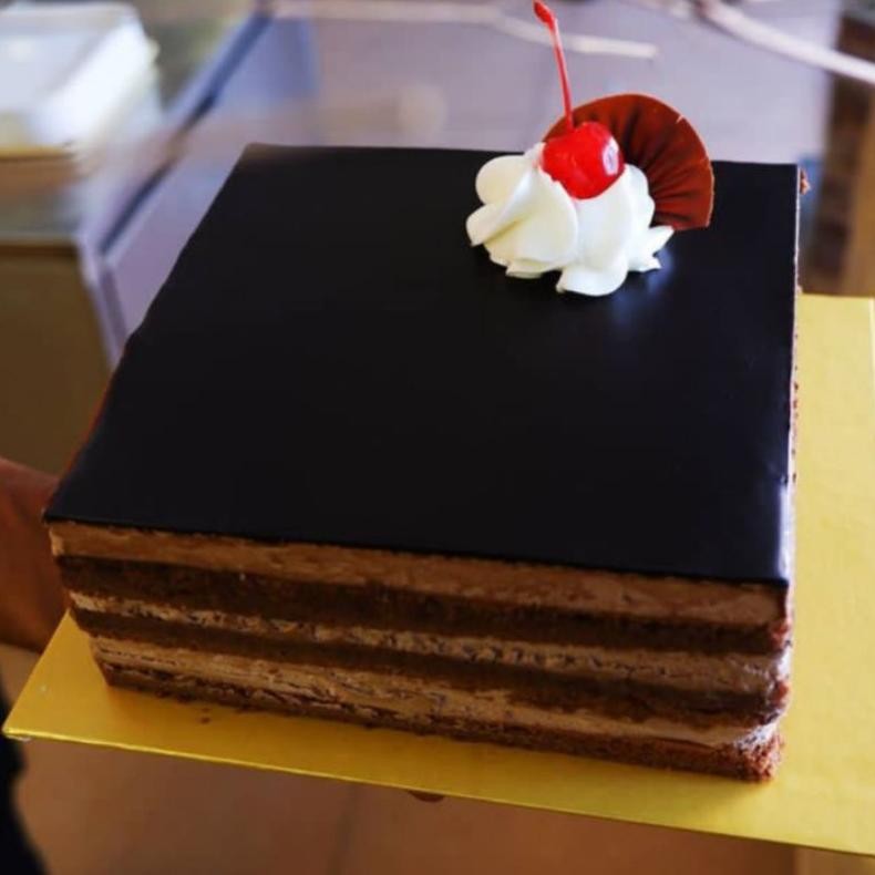 

Kue ulang tahun /Kue Enak OPERA CAKE - Birthday Cake / Kue Ulang Tahun Ultah (15 cm)