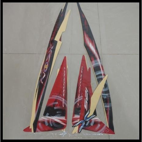 Stiker Bodi & Lis Body & Striping Xeon 2011 Hitam Merah