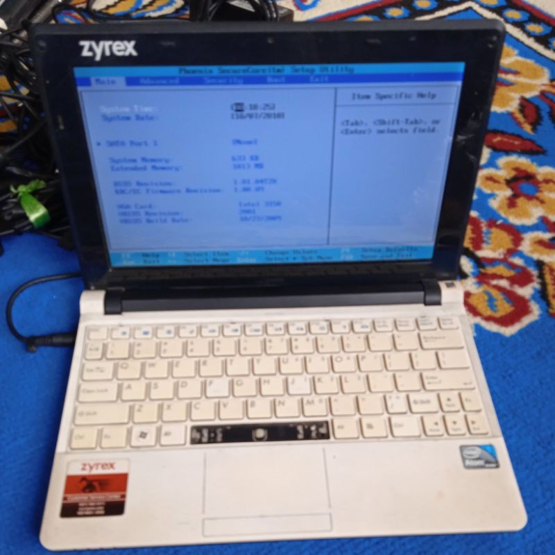 NOTEBOOK ZYREX M1115Prosesor Intel3150
