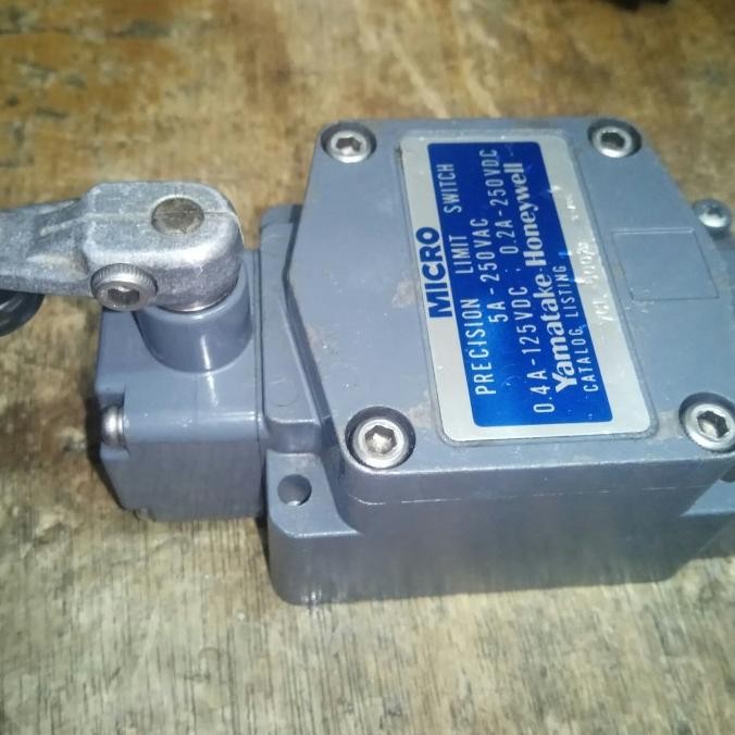 Precision Limit Switch Yamatake Honeywell Micro