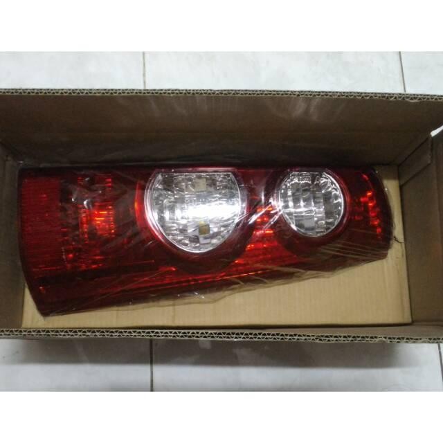 Lampu Stop/Stop Lamp Avanza Vvti