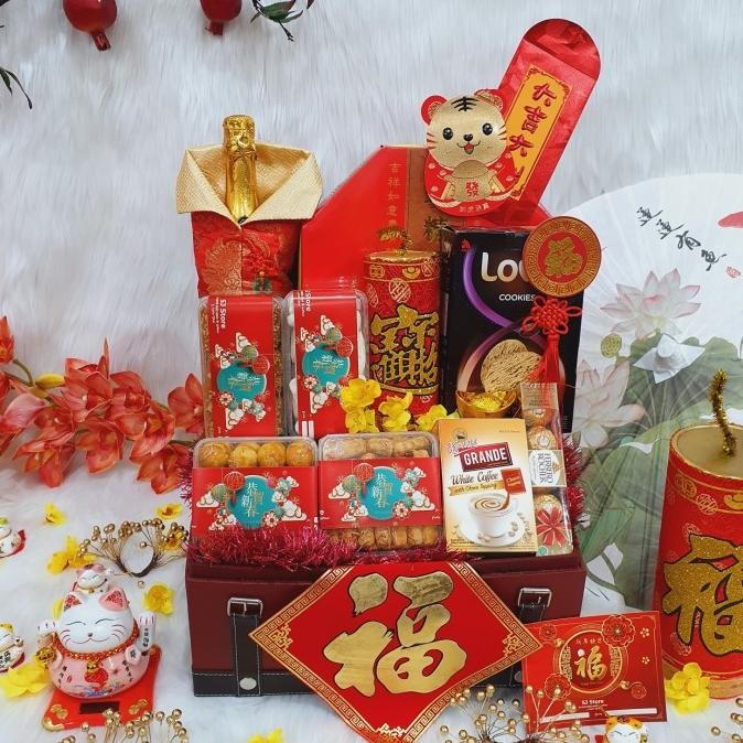 

Sale! Paket box dekorasi sakura hampers imlek cny parcel kado kue kering 7