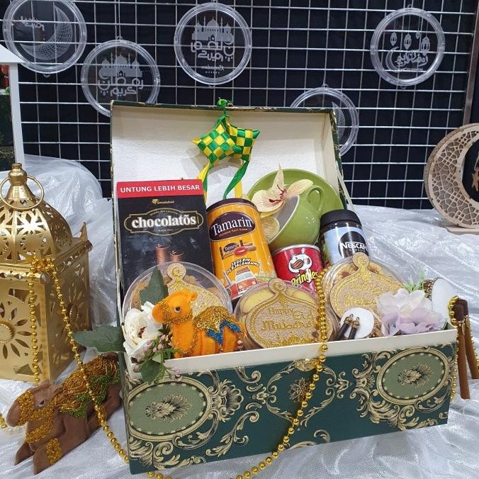

Sale! Box paket hampers paket lebaran idul adha parcel