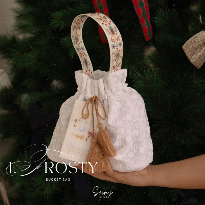 

CHRISTMAS & HOLIDAY 2024 Hampers Kue Kering - FROSTY (bucket bag)