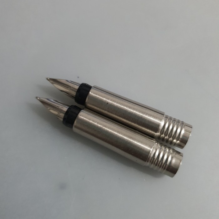 Mata Pena / Nib Vector Ukuran F