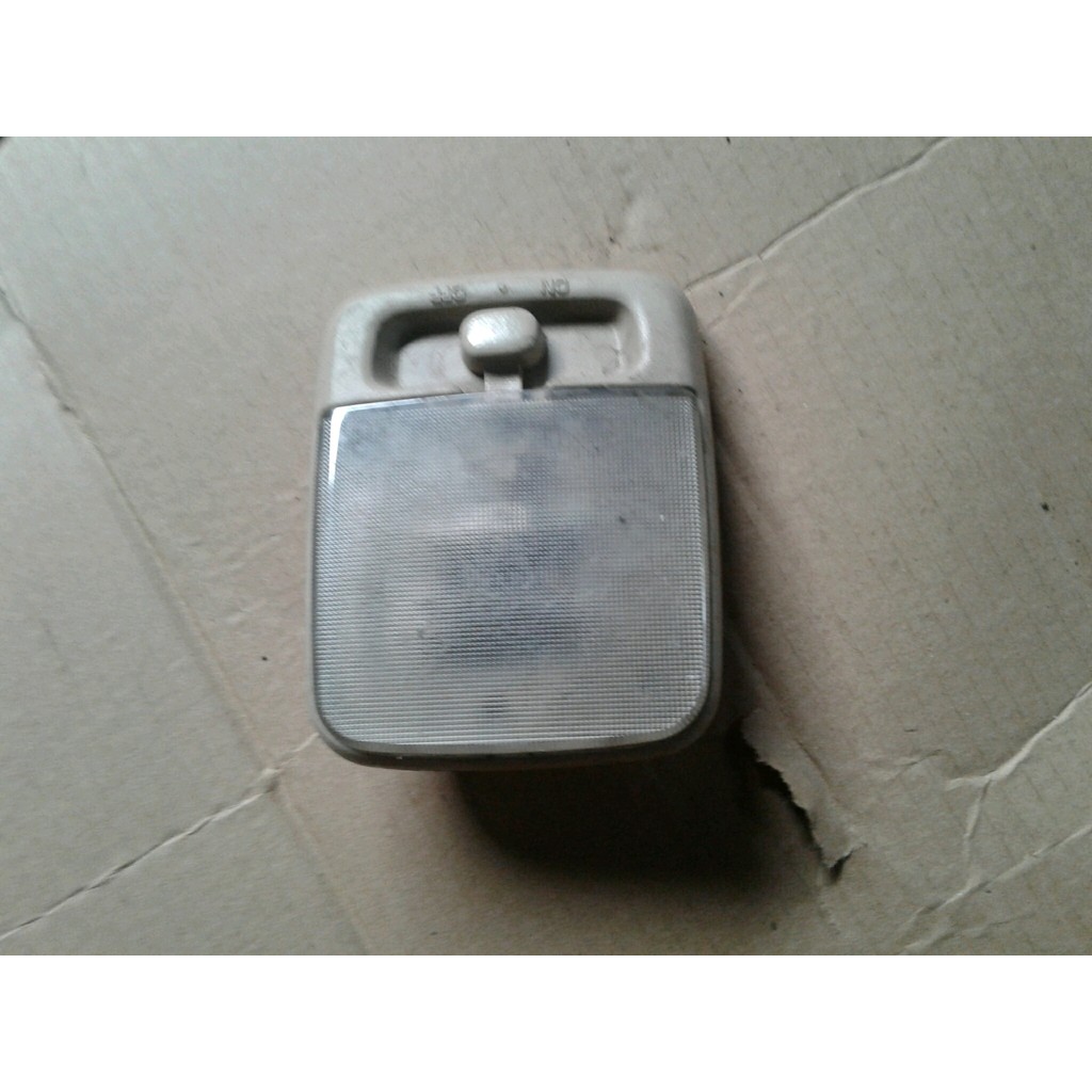 lampu kabin nissan x trail T30 2005