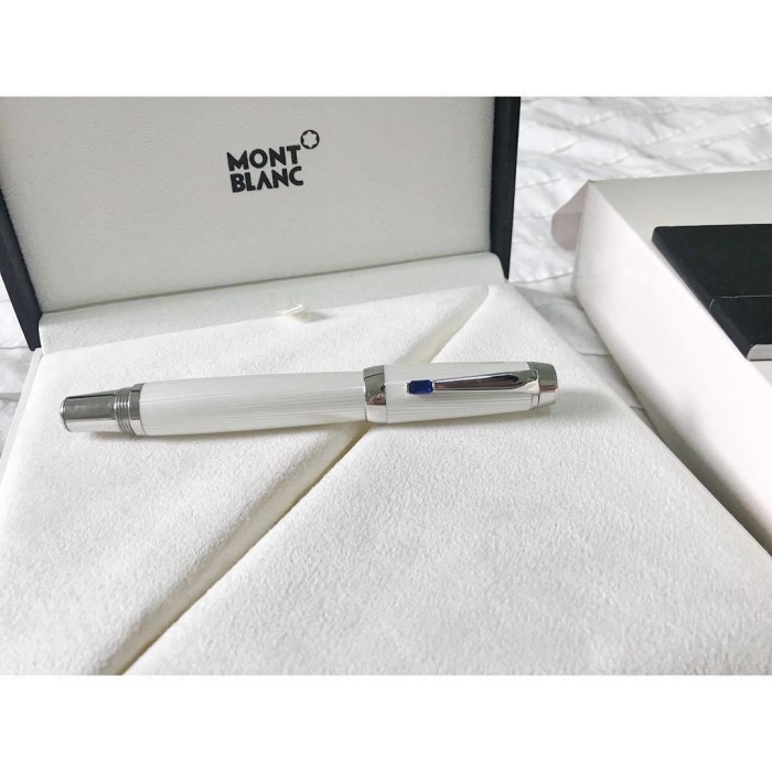 

Montblanc pen Boheme Blanche Rollerball