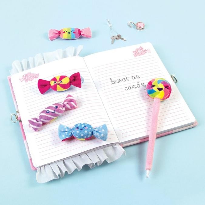 

Toys Kingdom Make It Real Set Candy Plush Pocket Lock Journal & Pulpen Buku Tulis Catatan Diary Weekly Planner Agenda Perlengkapan Alat Tulis Pen