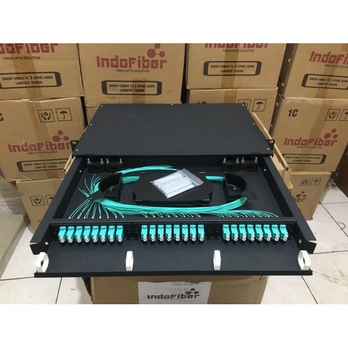 OTB 48 core LC multimode OM3 rackmount sliding + Pigtail