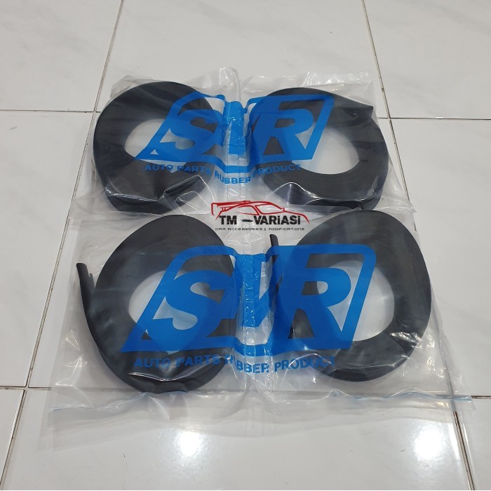 Import Karet Run Kaca Pintu Mobil Suzuki Vitara Sidekick Escudo