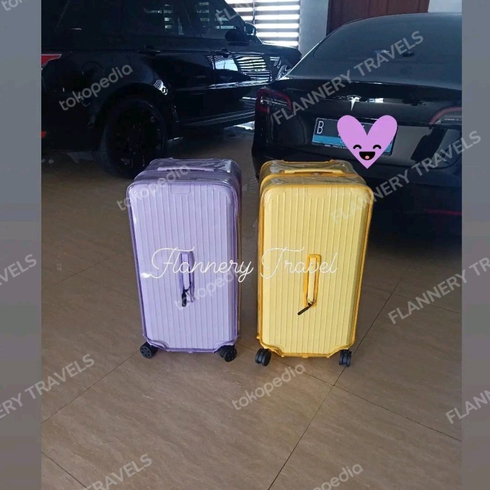 Cover Rimowa Essential Trunk Plus