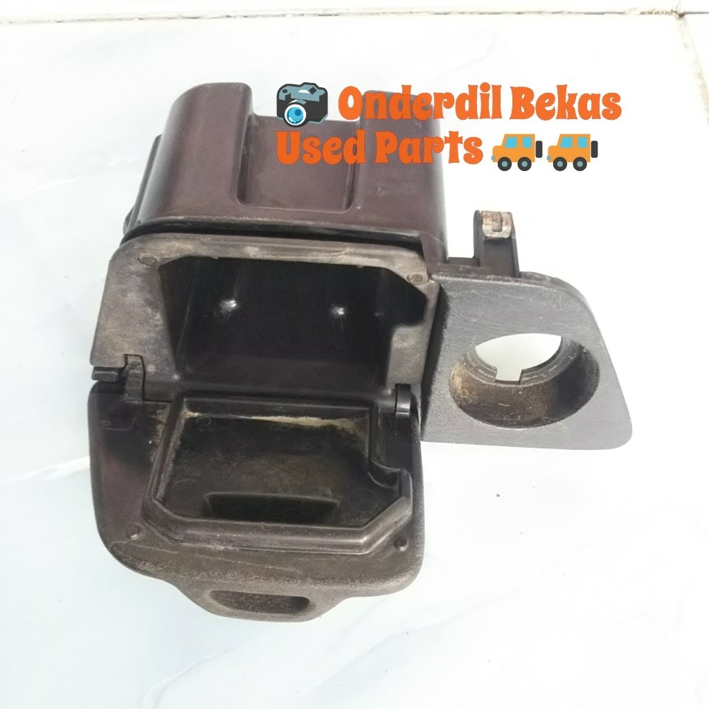 asbak ashtray dashboard Toyota corona absolute 1995