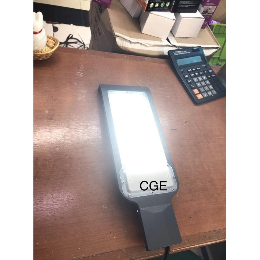 lampu jalan led 50 watt / lampu penerangan jalan led 50 watt / pju led