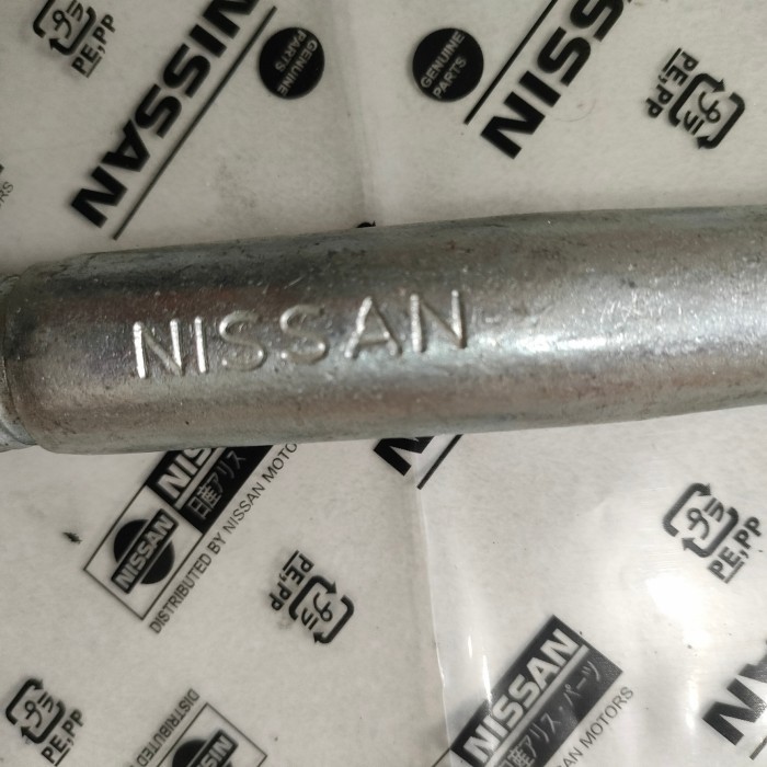 TOWING HOOK NISSAN GRAND LIVINA ORIGINAL NISSAN