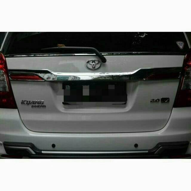 Trunk Lid List Pintu Belakang Grand All New Innova 2012-2015 Model Tempel