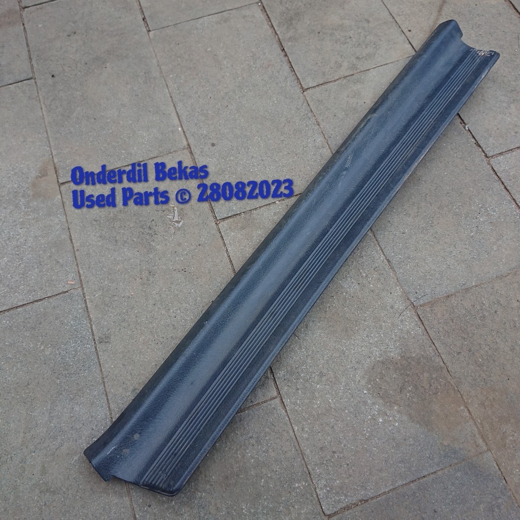 door sill plate scuff plate kanan depan FR Honda accord Maestro sm4