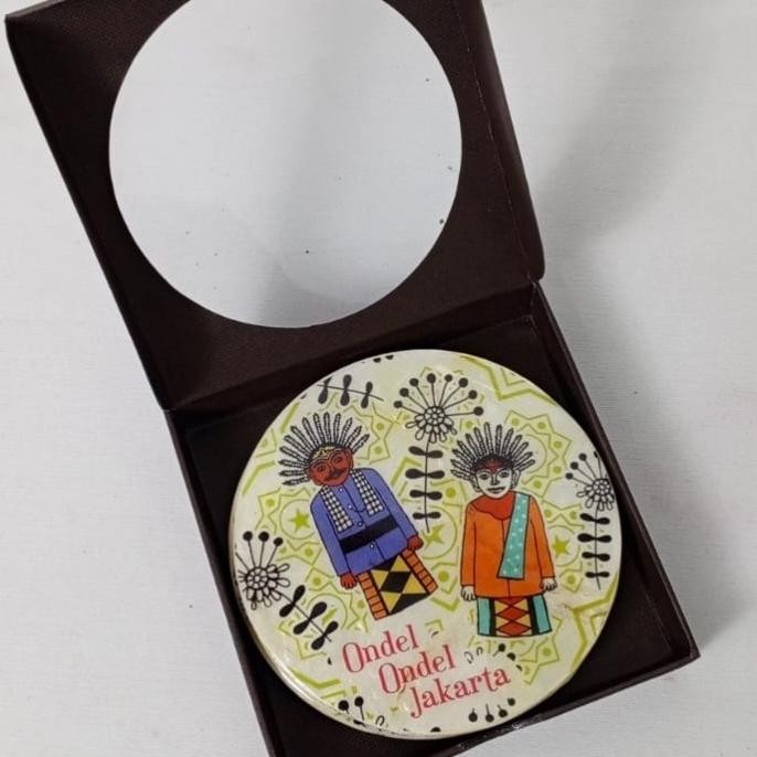 Souvenir Alas/tatakan gelas/Coaster kerang D 10,S/4 Ondel-ondel Aesthetic