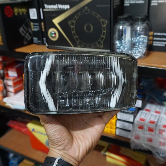 Termantab] Headlamp Lampu Depan LED Daymaker Vespa Excel