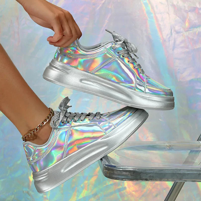 Sepatu kasual wanita ukuran besar 35-43, sepatu putih bersol tebal bertali bertabur berlian dengan s