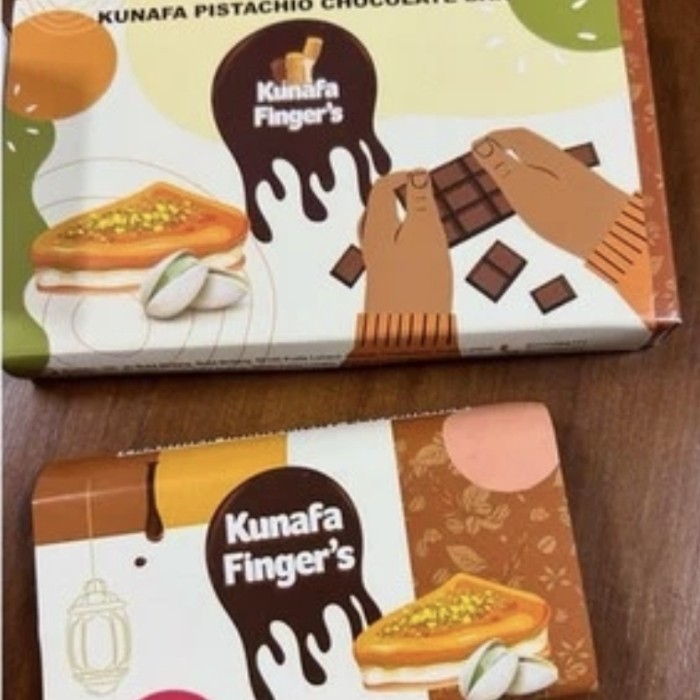 

Kunafa Finger Pistachio Chocolate Bar Coklat Viral Malaysia