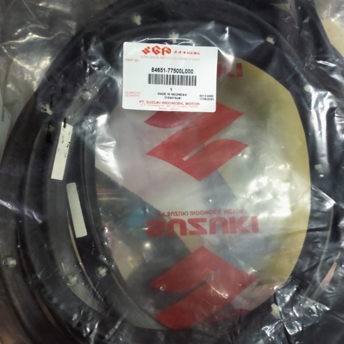 karet pintu mobil suzuki futura kiri