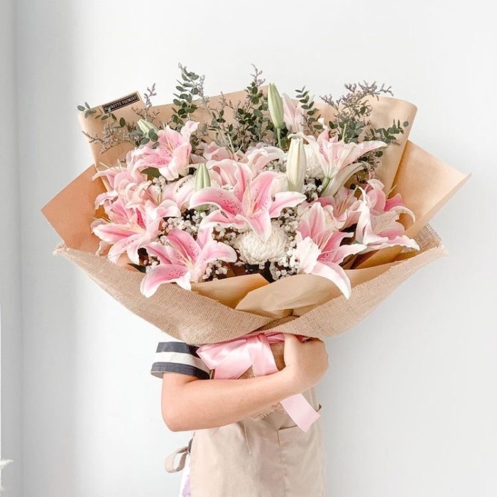 Bagus The Fresh Lily Bouquet Bucket Buket Bunga Wisuda Ultah Graduated Segar