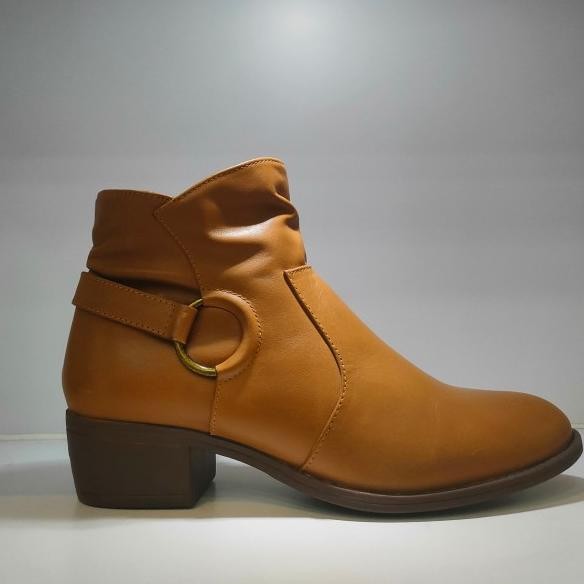 Popyp Epatu Boot Wanita A.Antonio