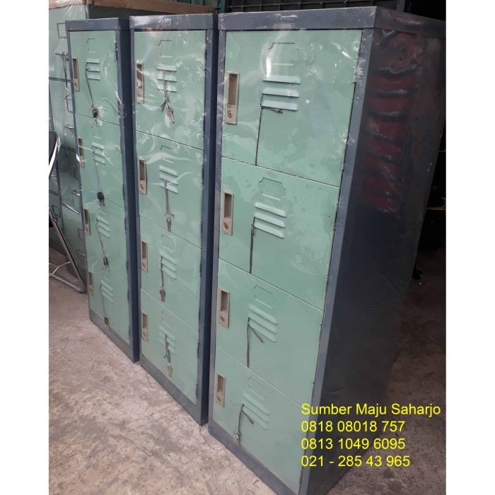 

Loker Pendek 4 Pintu 4 Laci Lion Tinggi 120Cm Uk. 38X38X120 Cm Gercep