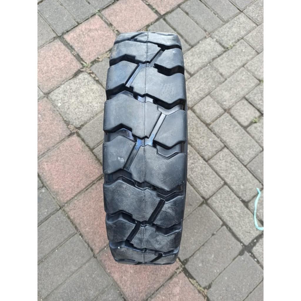 Ban Solid/Ban Buta Untuk Forklift 650-10 - Achilles A01 Ukuran 6.50-10