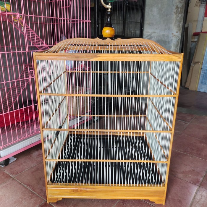 SANGKAR BURUNG CUCAK ROWO,JAGAL PAPUA,JALAK BALI DLL,KAYU JATI FIBER.