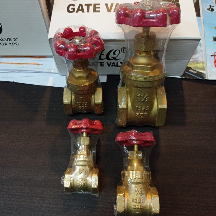 GATE VALVE BRASS HQ 1/2 INCH