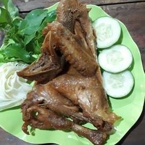 

AYAM BACEM MBOK SABAR SETENGAH EKOR + KEPALA