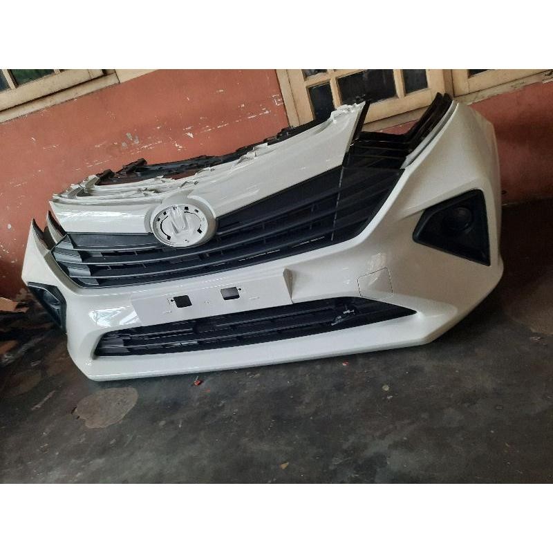 Bumper Sigra Tipe X 2022 Warna Putih