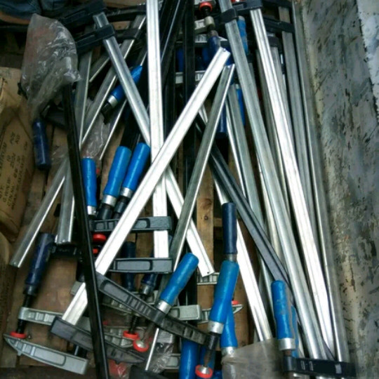 penjepit kayu alat pres kayu clamp f gagang biru ukuran 120 x 1200 mm