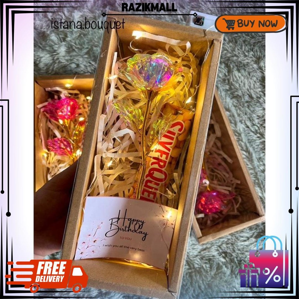 

Hampers Box Mawar Led Coklat Dengan Ucapan Dan Paperbag| Hampers Coklat| Kado Ultah|Kado Wisuda|Kado Anniversary D Termurah