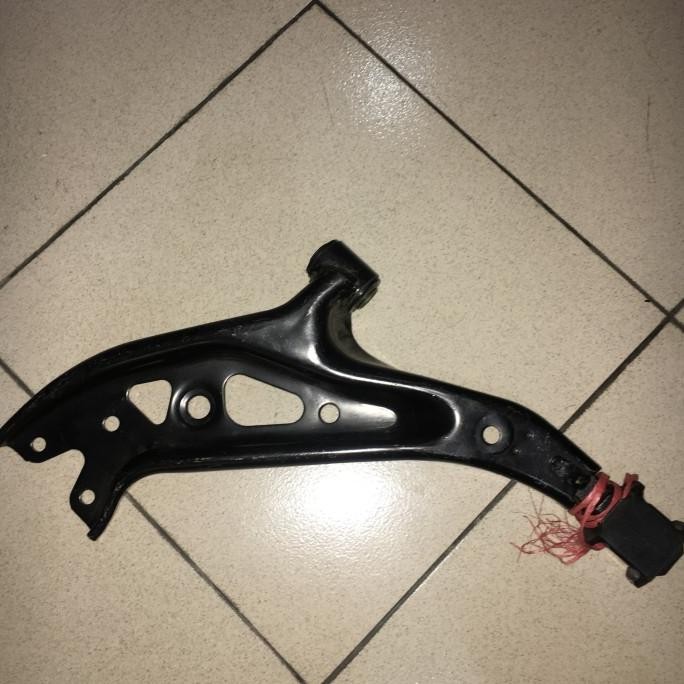 Lower Arm Soluna 1996-2003