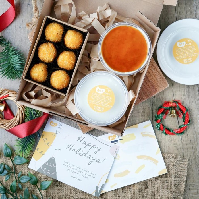 

HAMPERS BOX PUDDING ALA GYUKAKU & BITTERBALLEN ALA BRUULE BRULEE BOMB