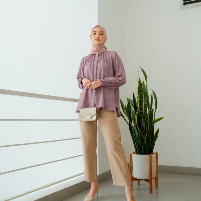 Murah Emily Blouse by Kamila Wardrobe [Resellee Kamila Wardrobe] Non COD