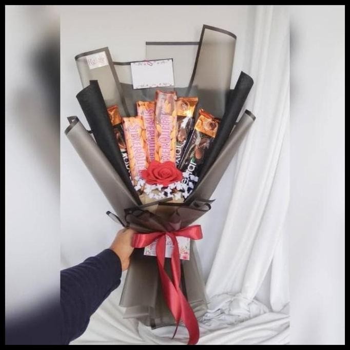 

Barang Bagus Buket Coklat / Buket Wisuda / Buket Valentine / Kado