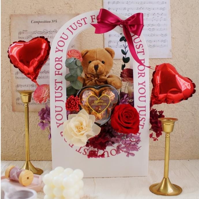 

Valentine Bloom Box Red / Hadiah Coklat Boneka Buket Bunga Valentine