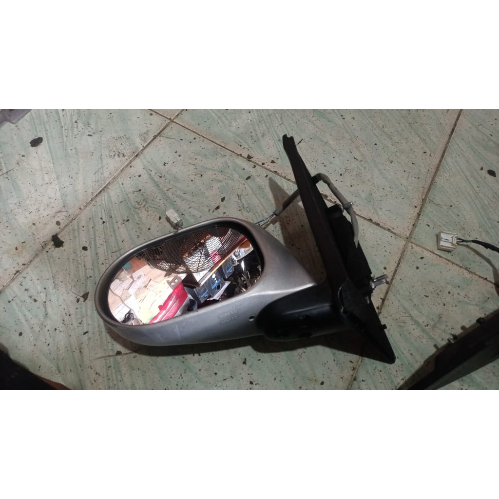 Spion Nissan Grand Livina 2008 Original