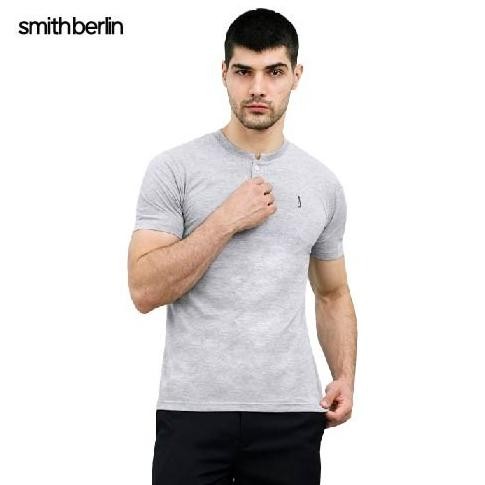 Kaos Henley Pria Smith Berlin Day One Henley