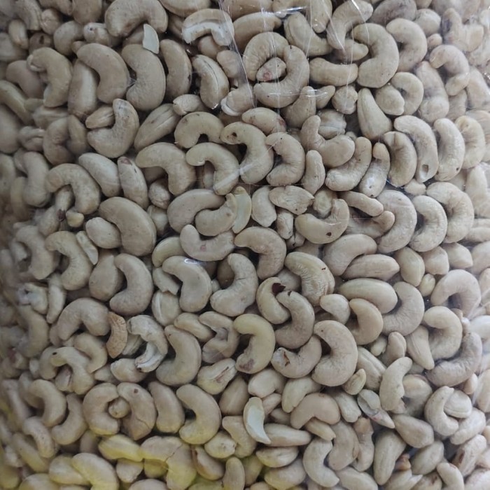 

KACANG MEDE SUPER MENTAH RAW CASHEW 1 KG